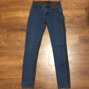 Two tone jeans